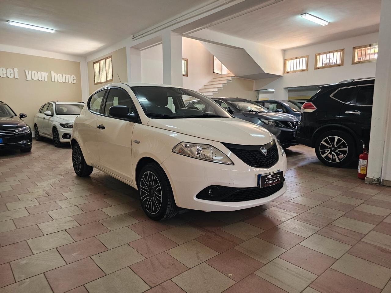 Lancia Ypsilon 1.2 69 CV 5 porte Gold