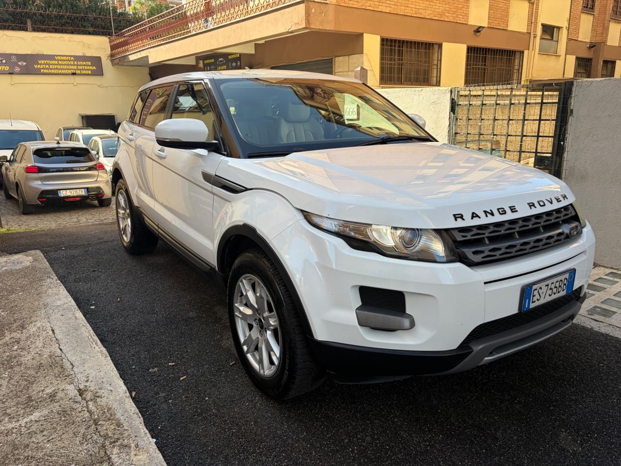 Land Rover Range Evoque 2.2 TD4 5p. Prestige