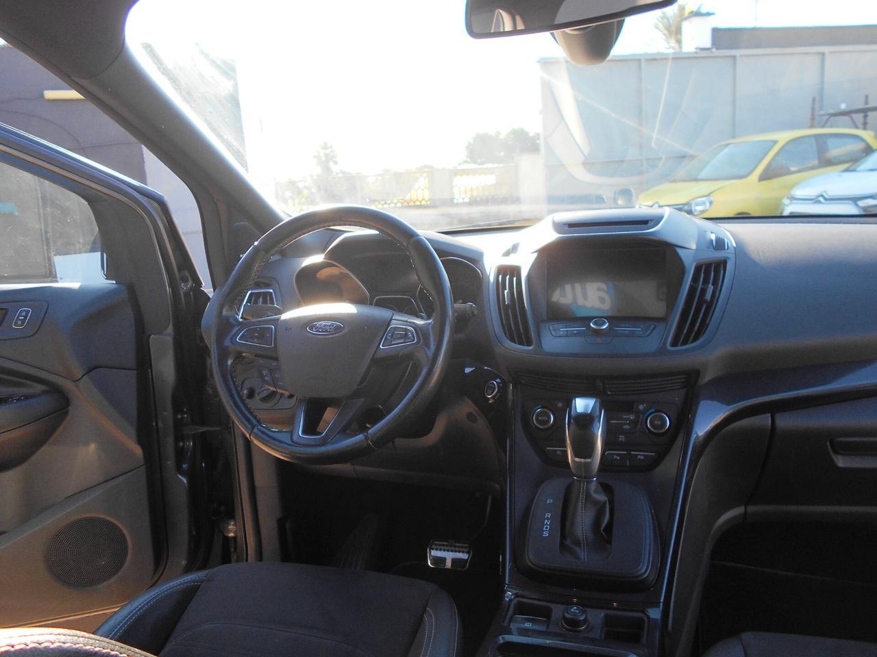 Ford Kuga 2.0 TDCI 180 CV S&S 4WD Powershift ST-Line Business