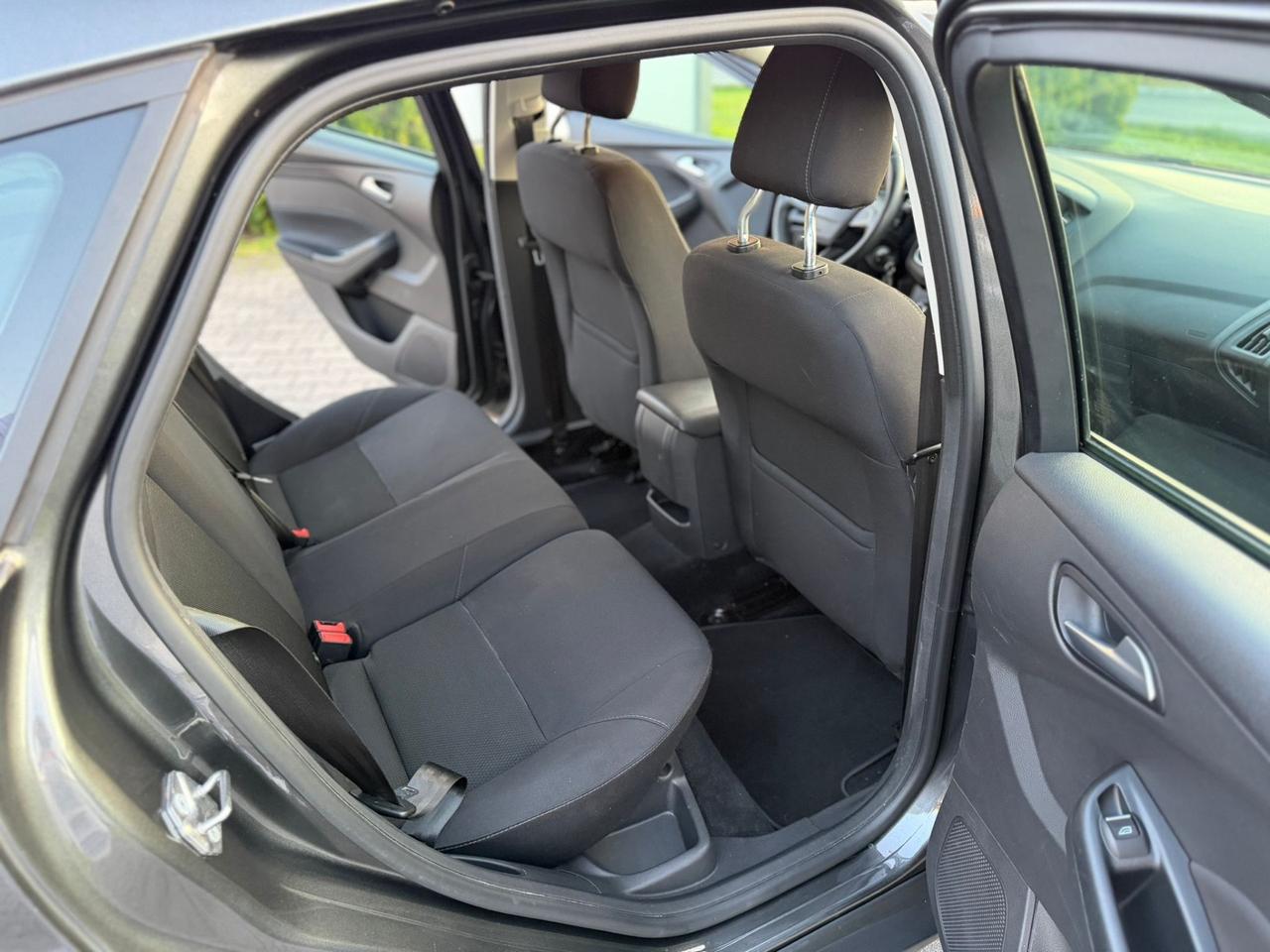 Ford Focus 1.0 EcoBoost 100 CV Start&Stop Business