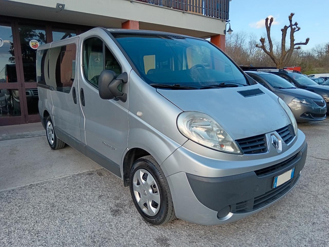 Renault Trafic 2.0 DCI 115CV 6 POSTI COMBI