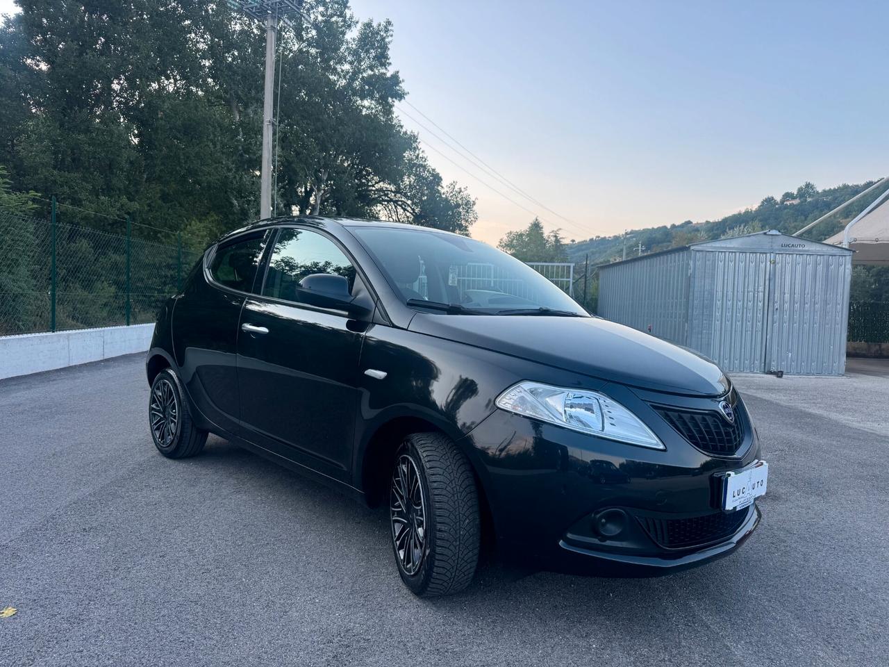 Lancia Ypsilon 1.0 FireFly 5 porte S&S Hybrid