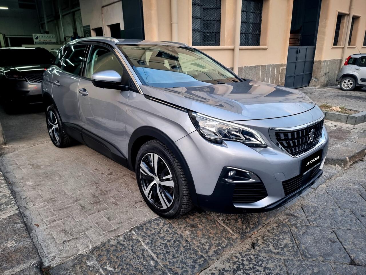 Peugeot 3008 BlueHDi 130 S&S Allure