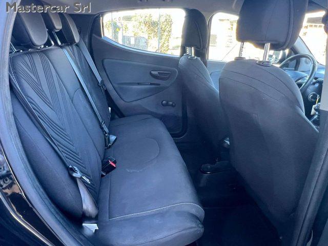 LANCIA Ypsilon 5p. Neopatentati 1.0 hybrid Gold tg: GK578ZB