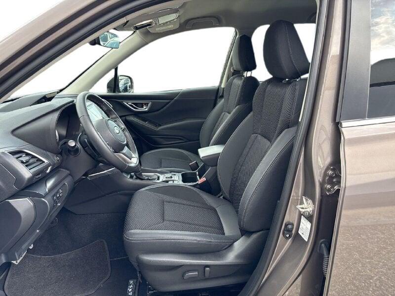 Subaru Forester 2.0 e-Boxer MHEV Lineartronic Style