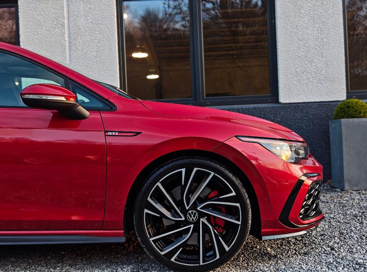Volkswagen Golf GTI 2.0 TSI