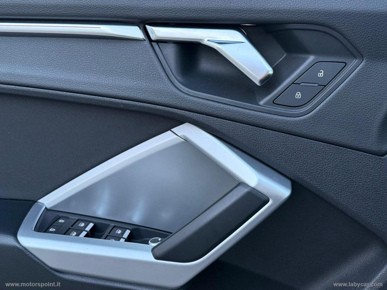 AUDI Q3 35 TDI S tronic Business