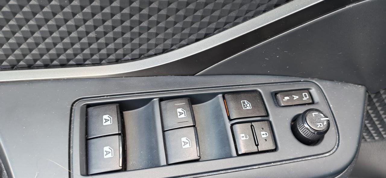 Toyota C-HR 1.8 Hybrid E-CVT Active