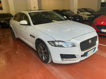 Jaguar XF 3.0 D V6 300 CV aut. Prestige Business 2016