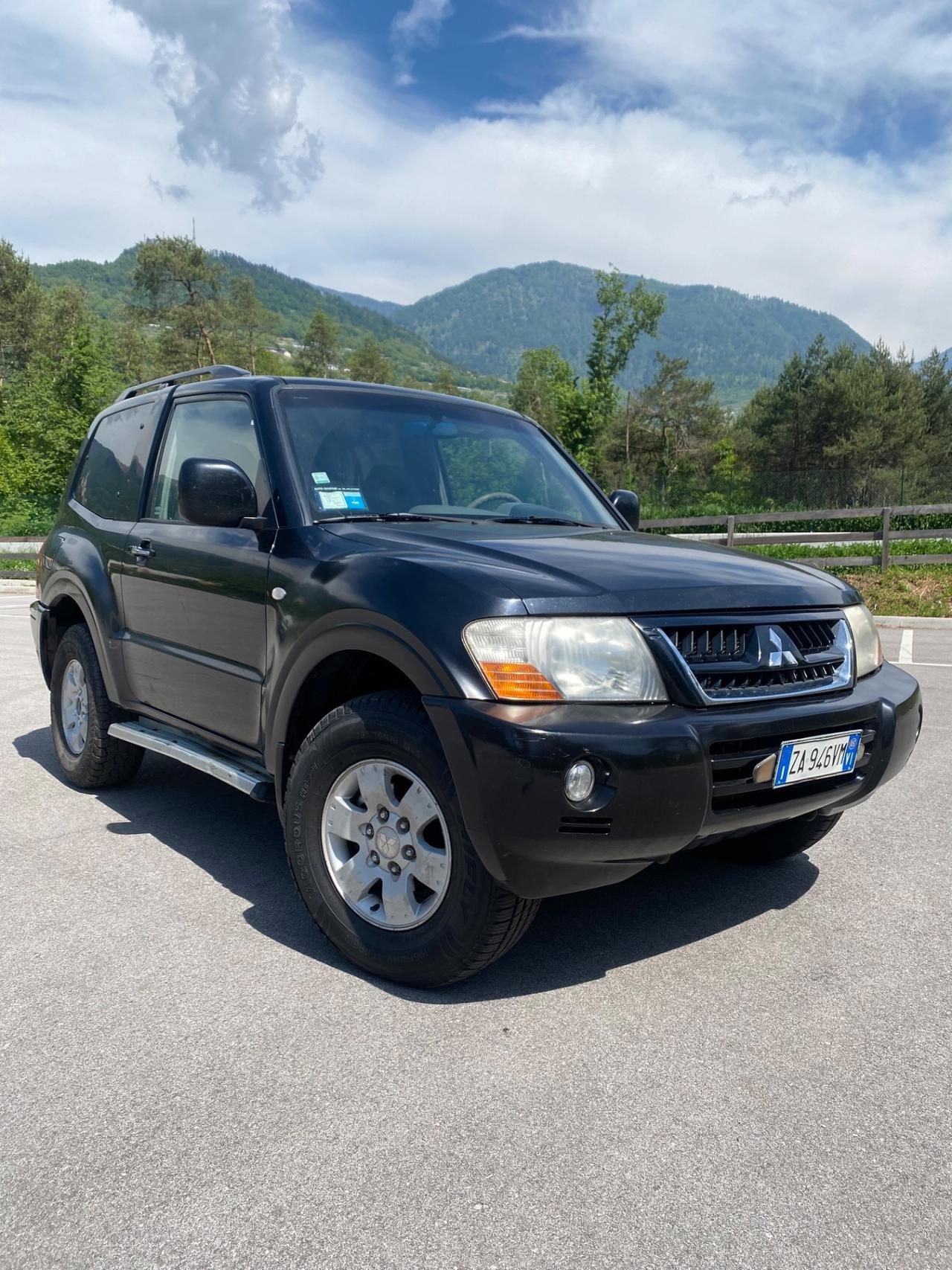 Mitsubishi Pajero 2.5 4x4