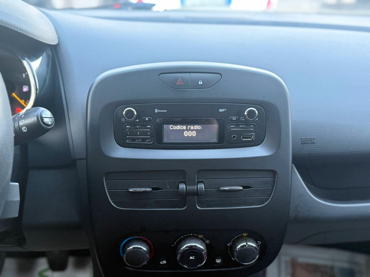 Renault Clio 1.5 dCi 75CV 5 porte 2013