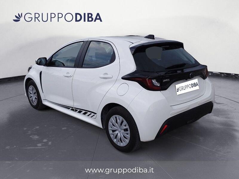Toyota Yaris IV 2020 1.5h Active