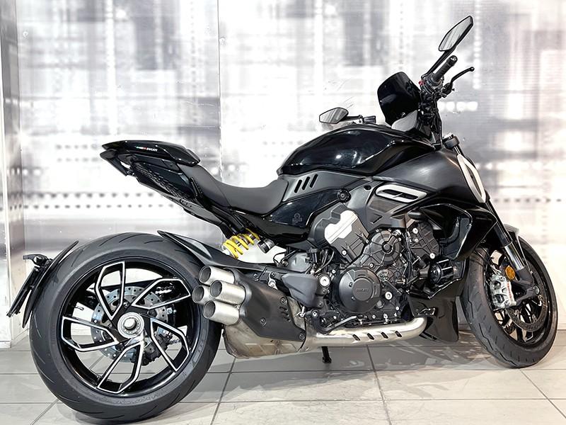 Ducati Diavel V4