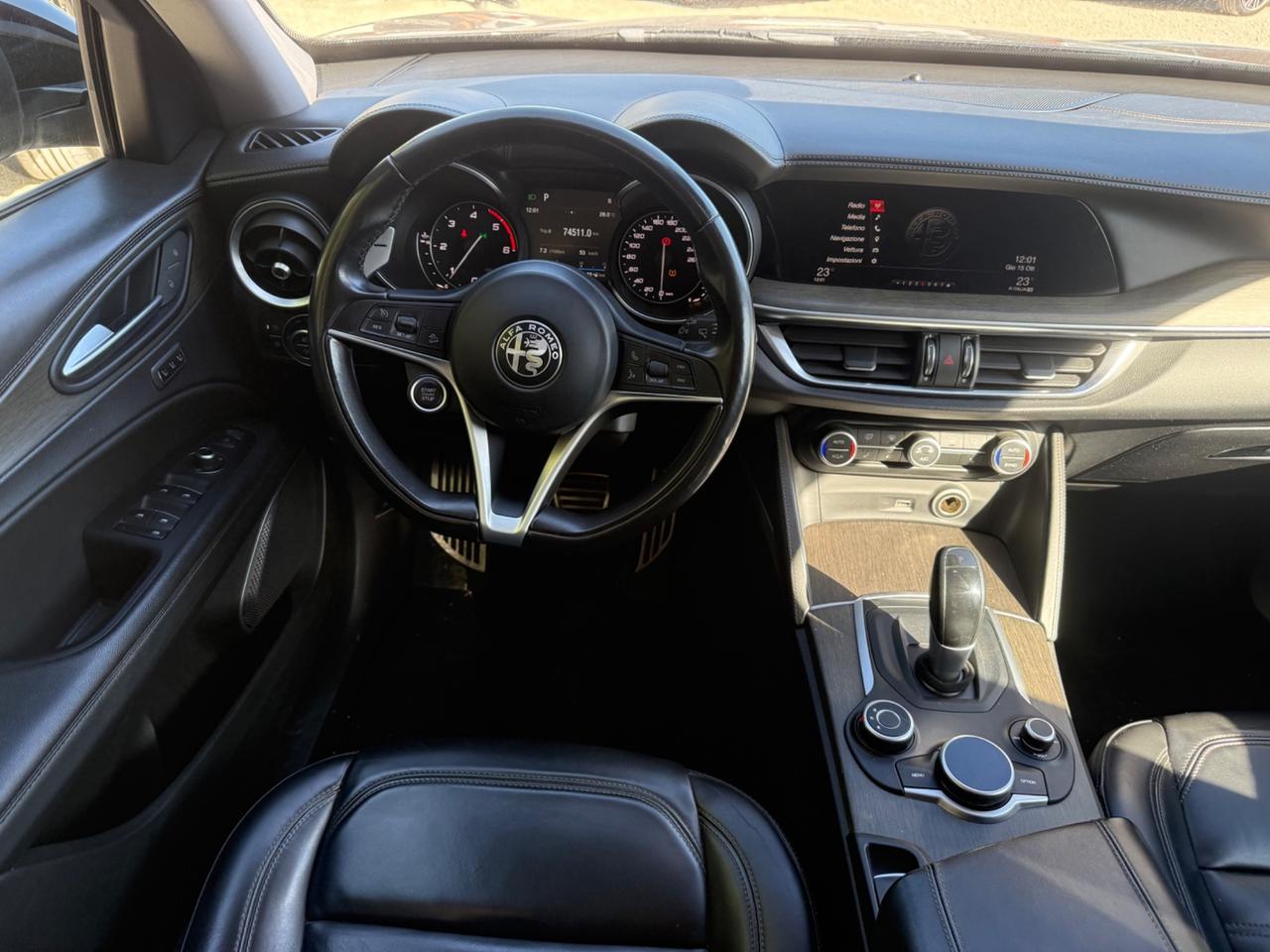 Alfa Romeo Stelvio 2.2 Turbodiesel 210 CV AT8 Q4 Executive