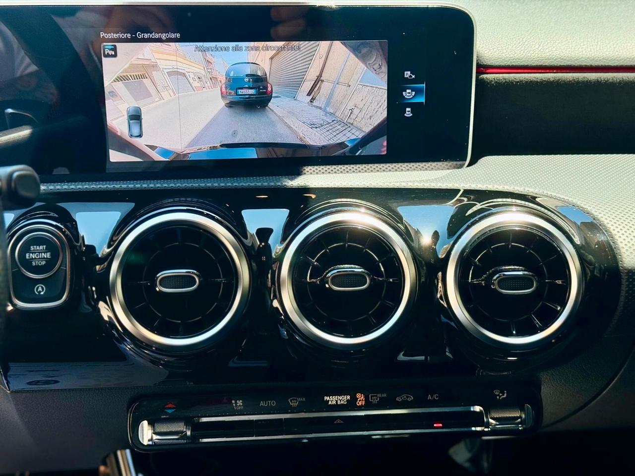 MERCEDES-BENZ A180D 116HP PREMIUM AUTOMATICO- 2020