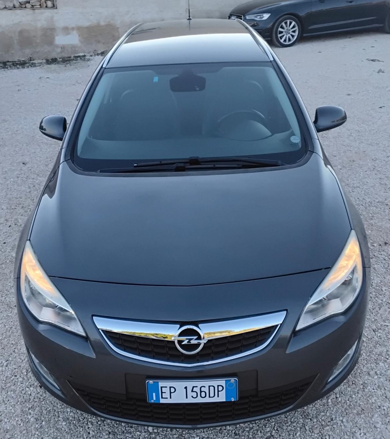 Opel Astra 1.7 CDTI 110CV Sports Tourer Cosmo