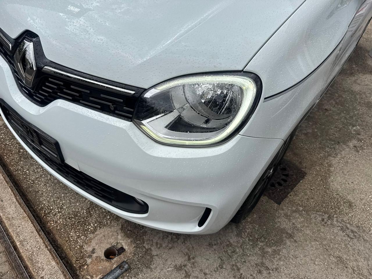 Renault Twingo SCe 65 CV Duel2 limite full iva esposta