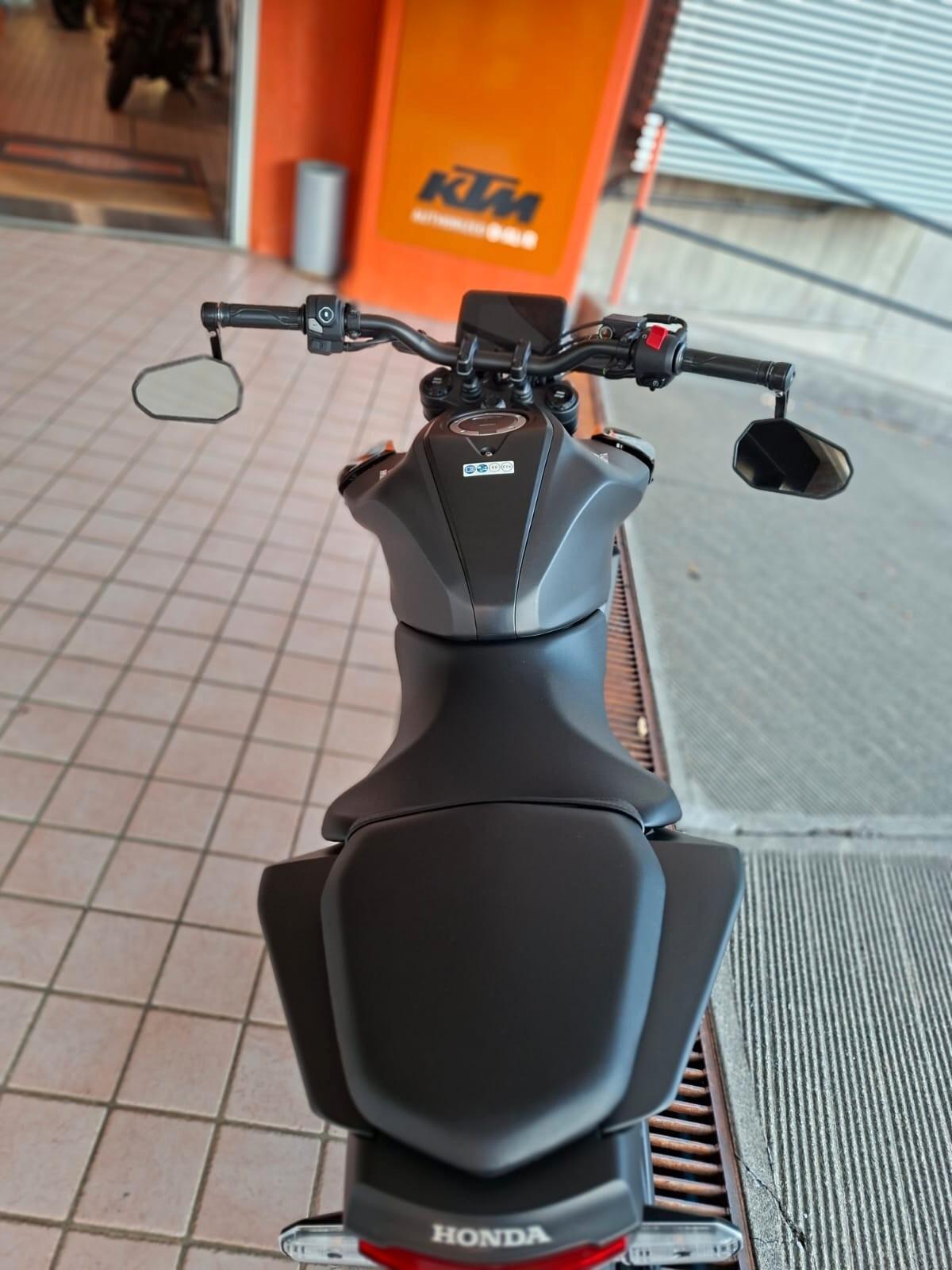 Honda CB 125 R my 26