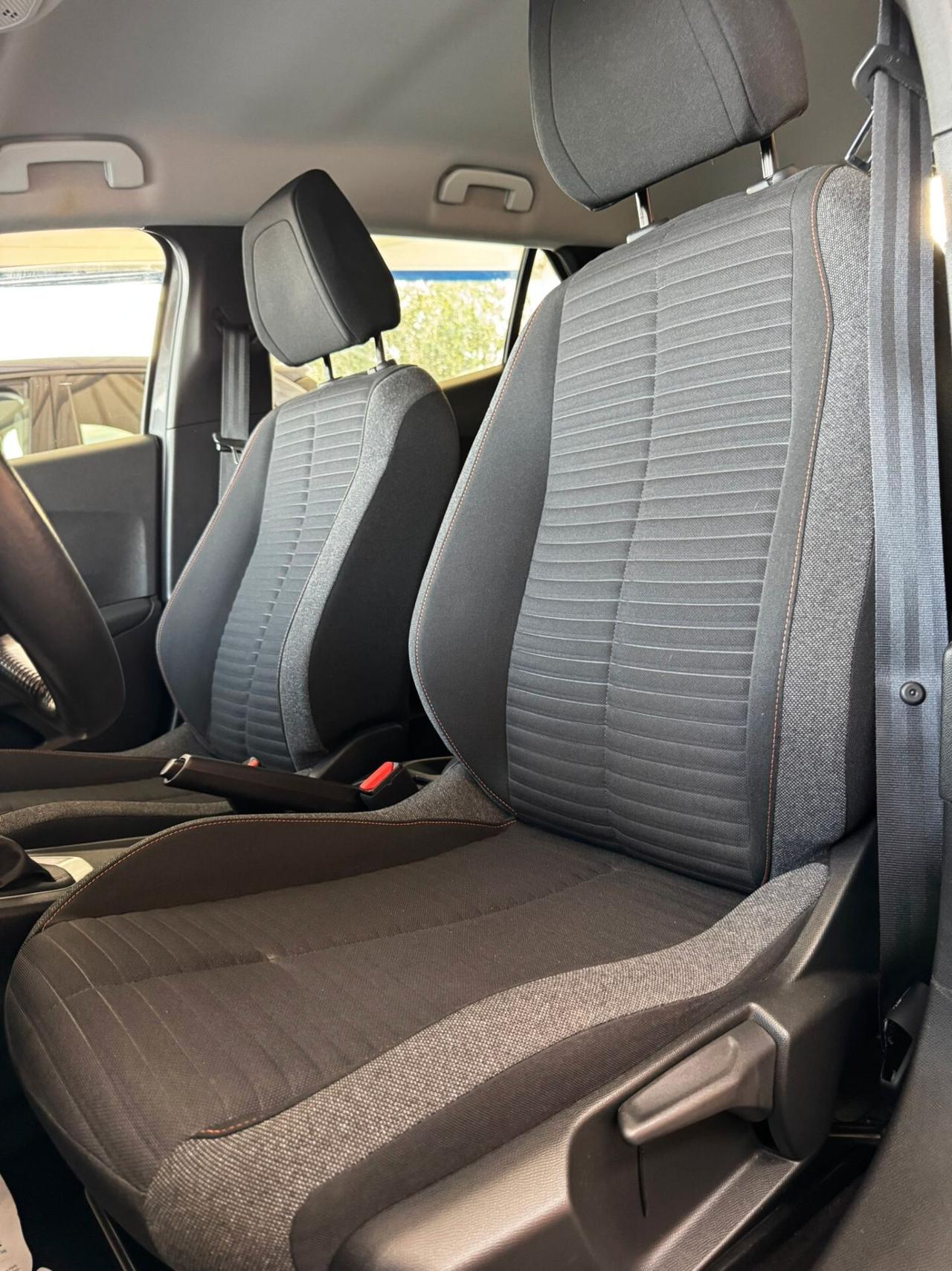 Peugeot 2008 PureTech 100 S&S Active