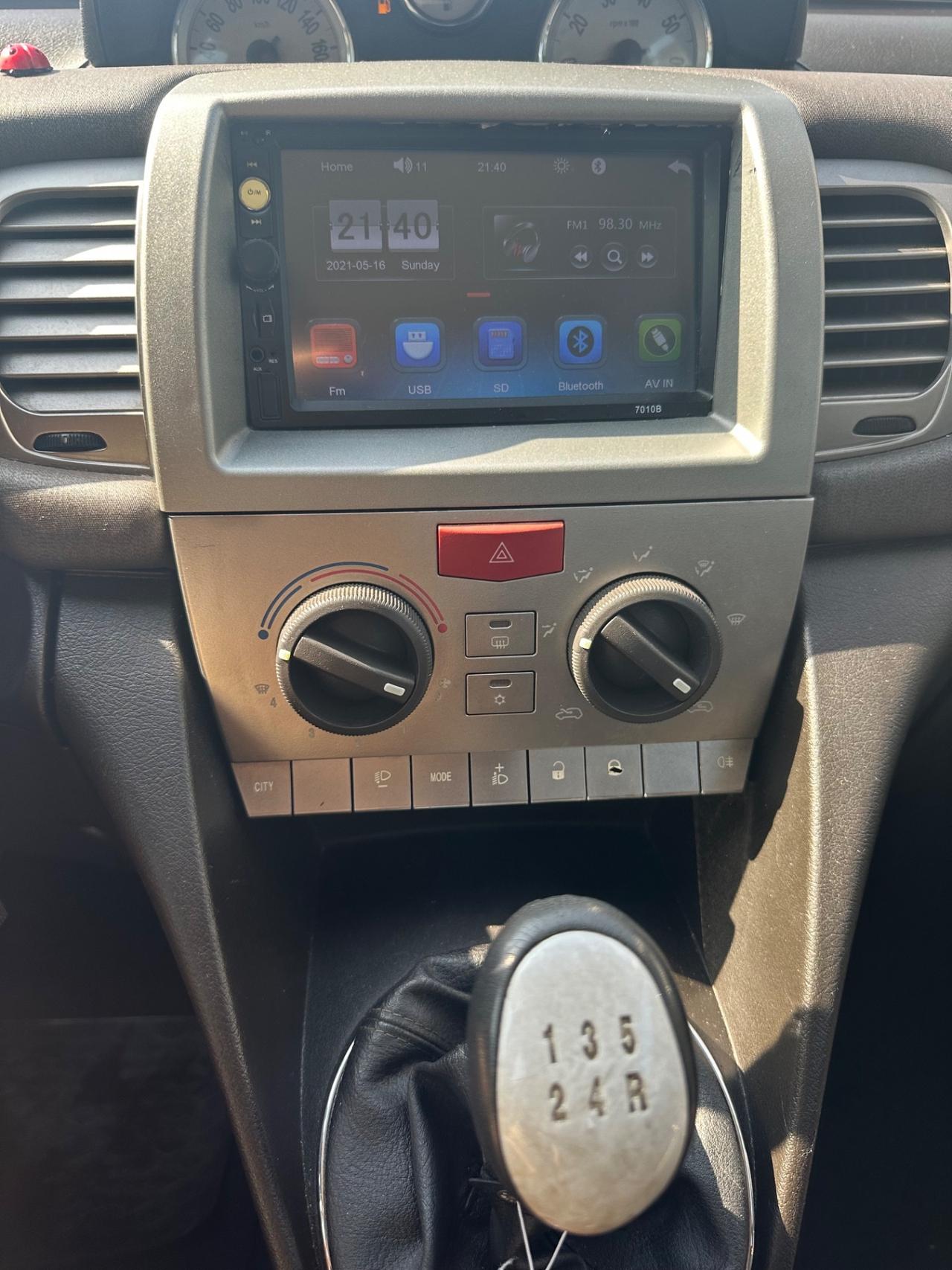 Lancia Ypsilon 1.2