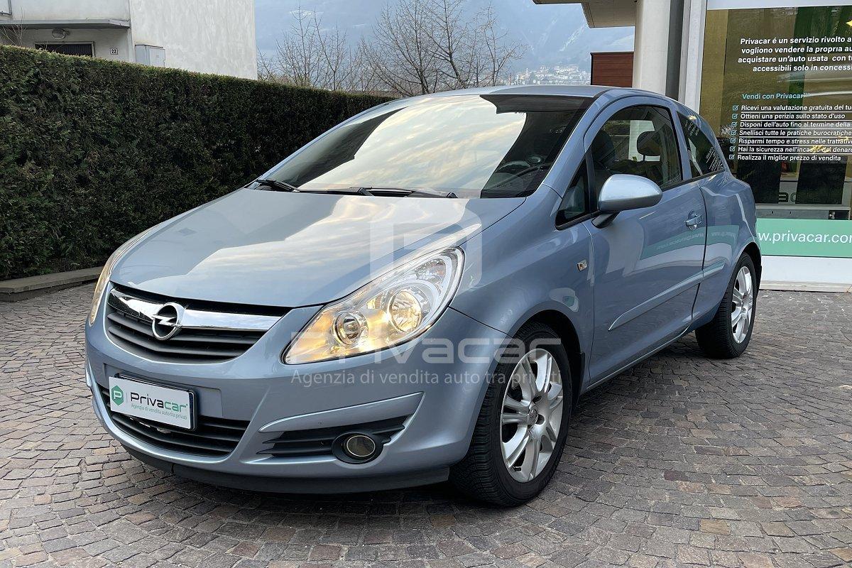 OPEL Corsa 1.2 3 porte Club