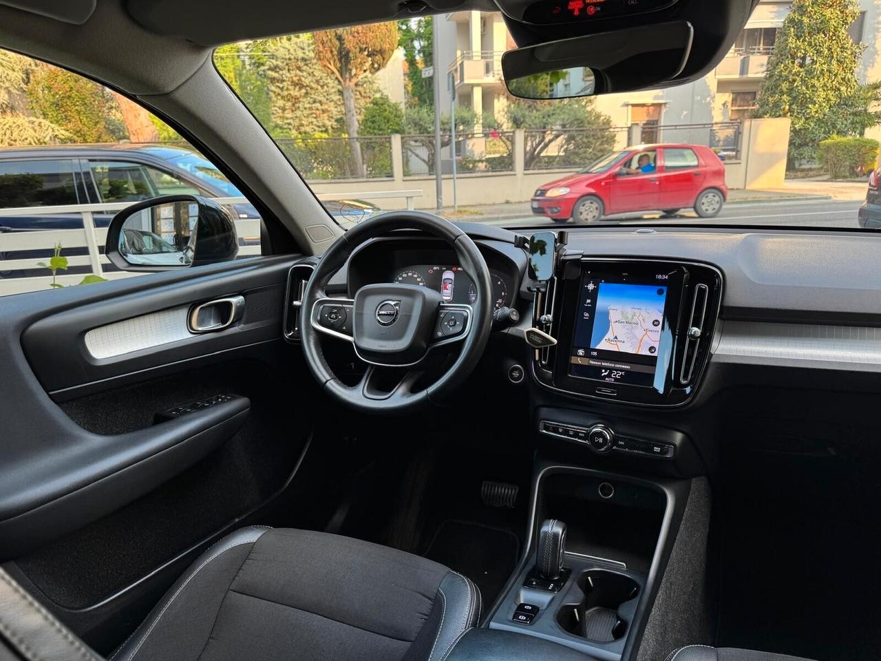 VOLVO XC40 D3 GEARTRONIC R-DESING 150cv