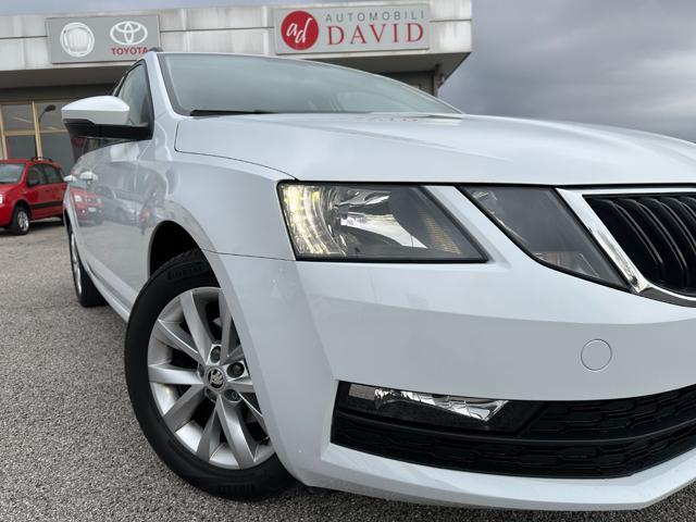 SKODA Octavia 1.6 TDI SCR 115 CV Wagon Executive