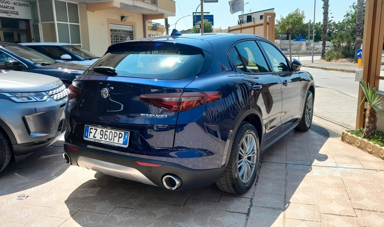 Alfa Romeo Stelvio 2.2 Turbodiesel 190 CV AT8 Q4 Super