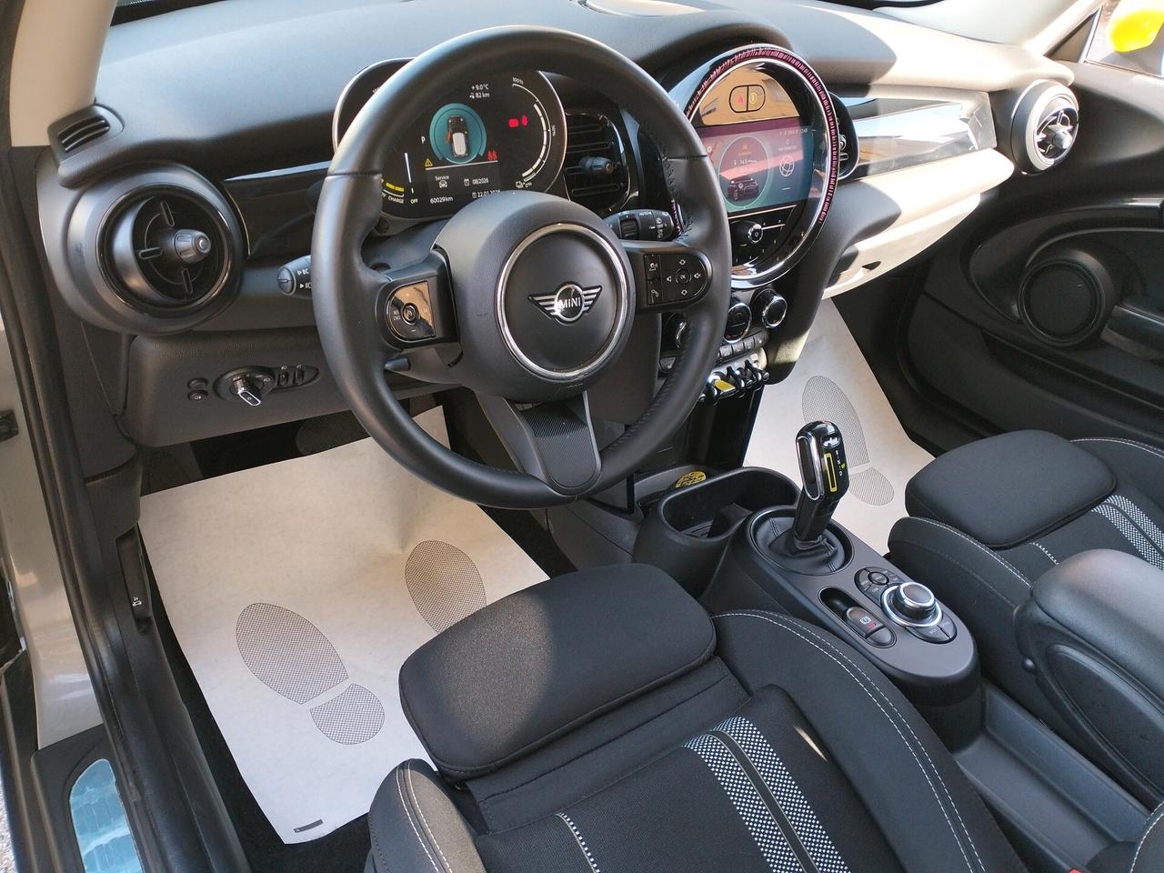 MINI Cooper SE F56 2022 Full Electric 3p Classic auto