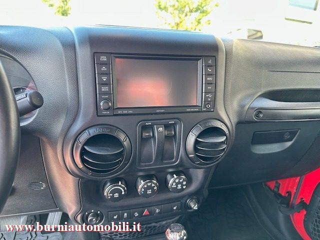 JEEP Wrangler 2.8 CRD DPF 3p Sahara Auto