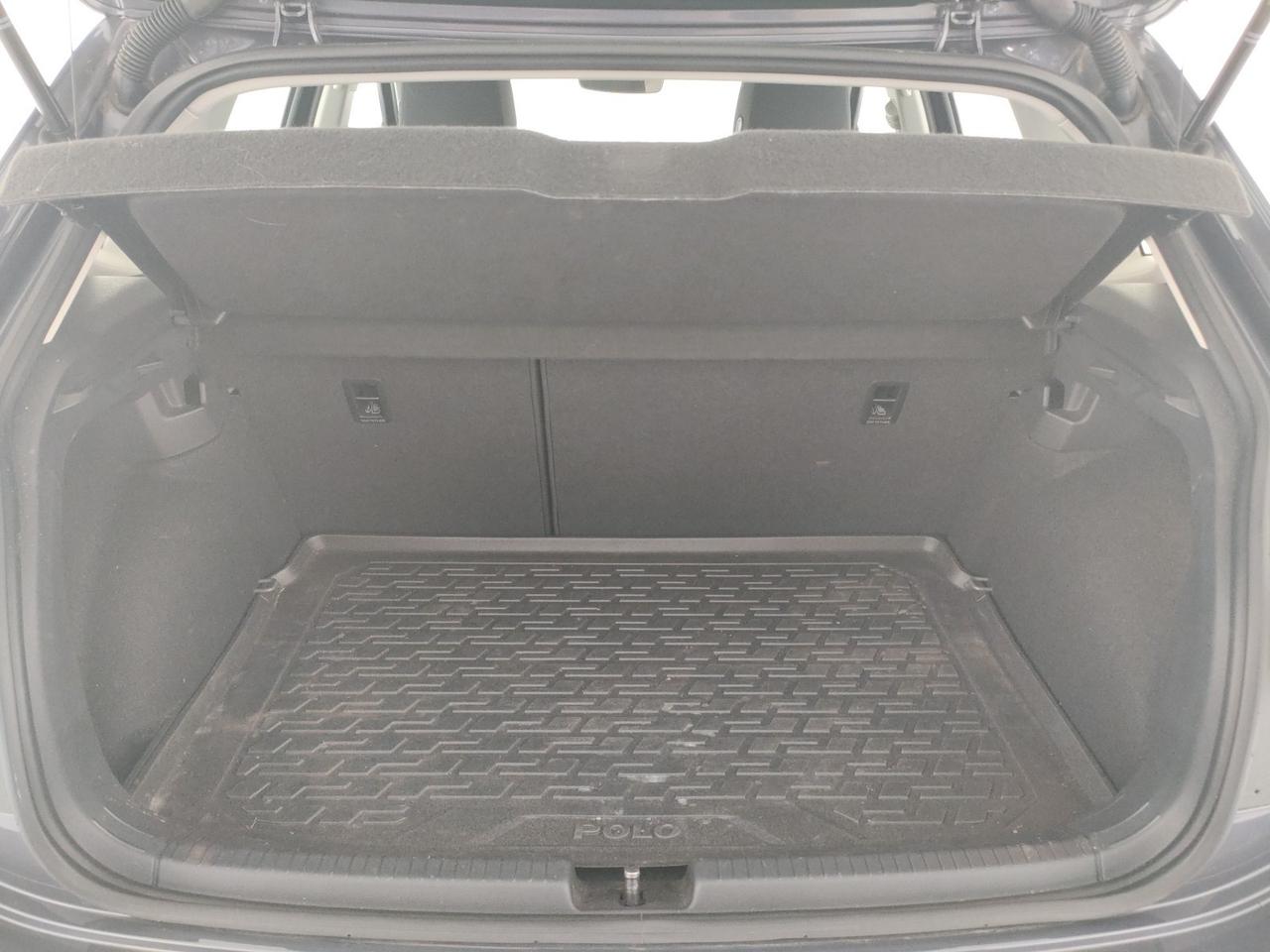 Volkswagen Polo 1.0 life 80cv