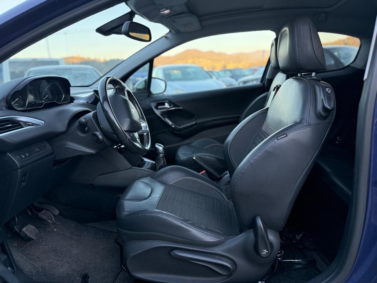 Peugeot 208 1.4 HDi 68 CV 3 porte Allure