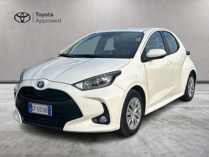 Toyota Yaris Hybrid Active MY22