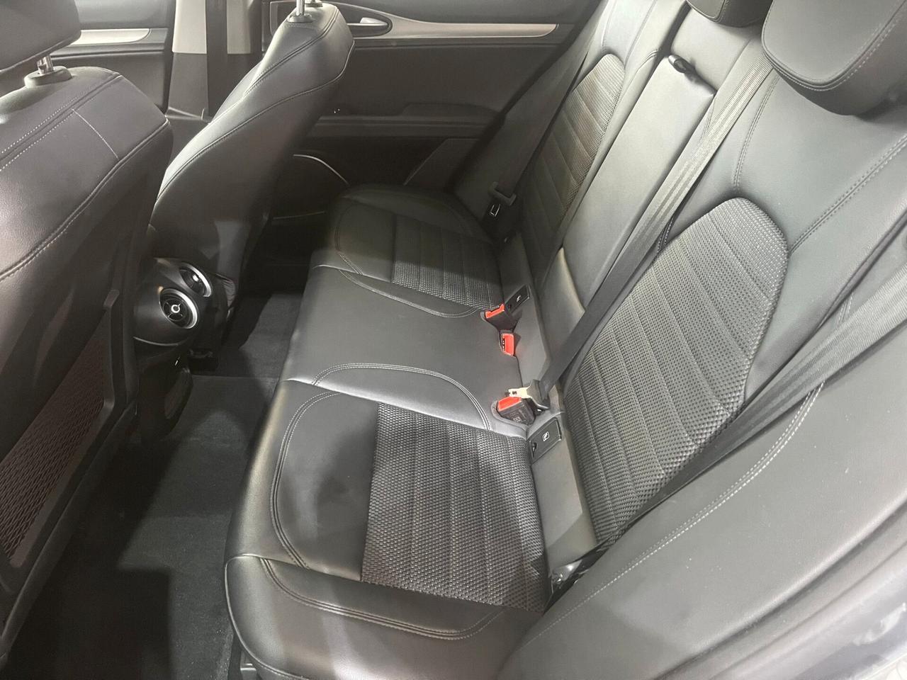 Alfa Romeo Stelvio 2.2 Turbodiesel 190 CV AT8 Q4 Sprint