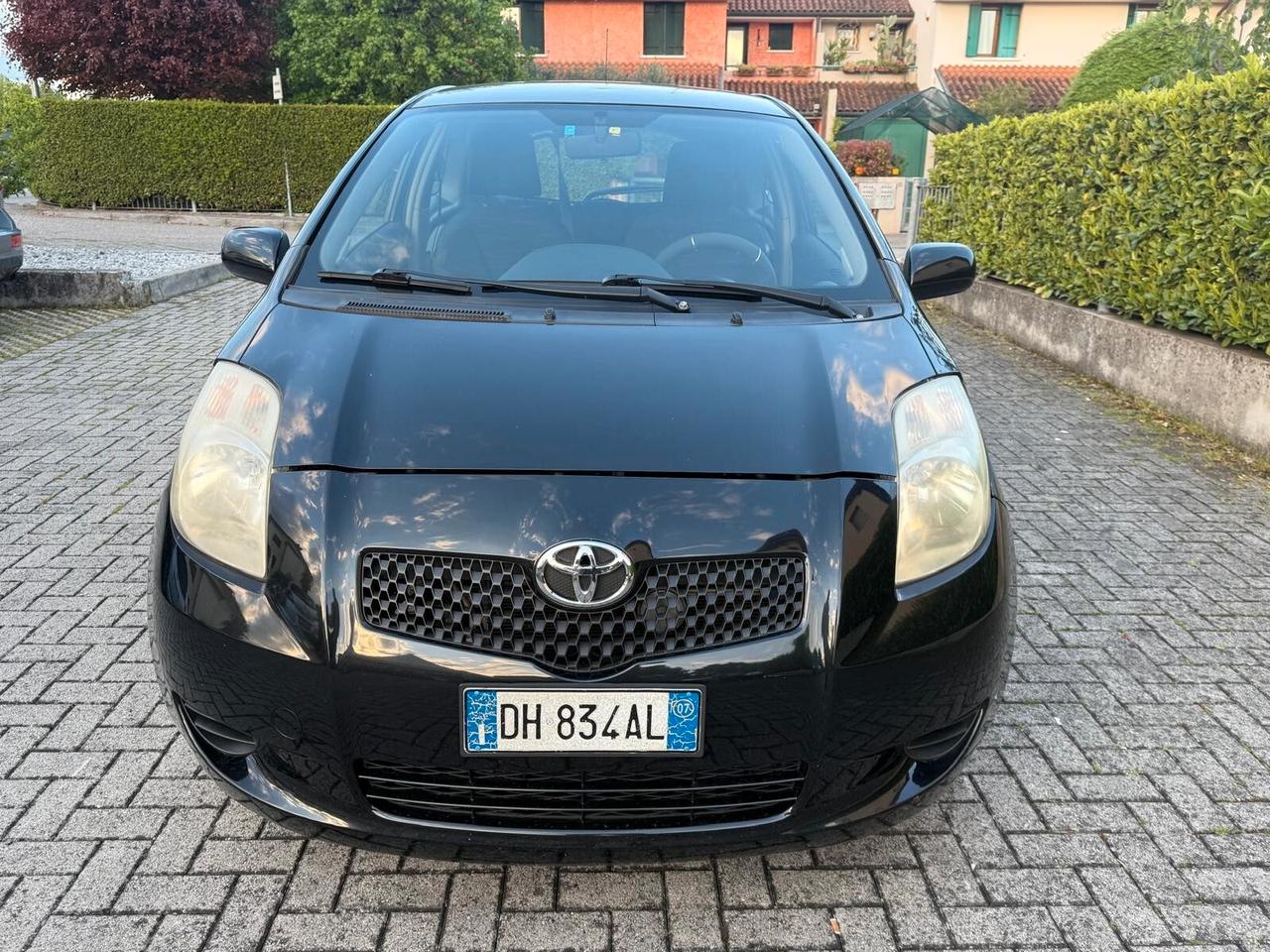 Toyota Yaris 1.0 Sol