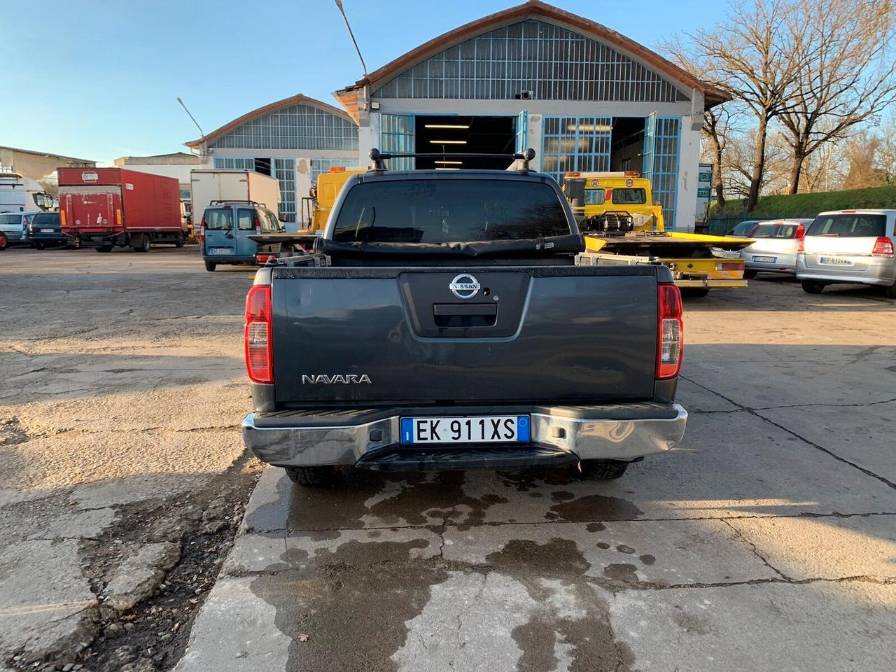 Nissan Navara 3.0 dCi 4 porte Double Cab LE V6