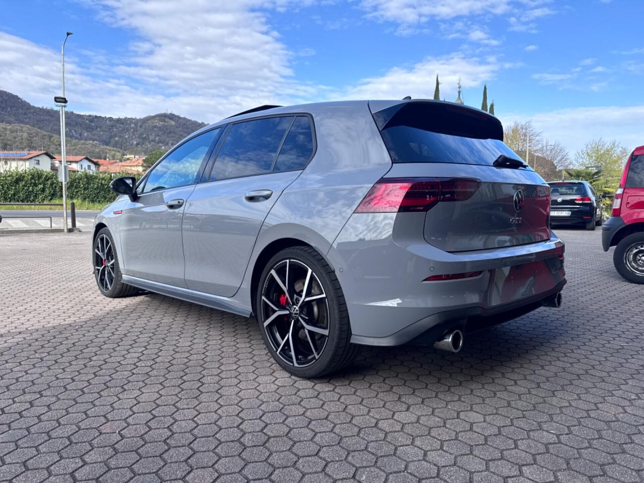 VW Golf GTI DsG TETTO CERCHI DA 19"