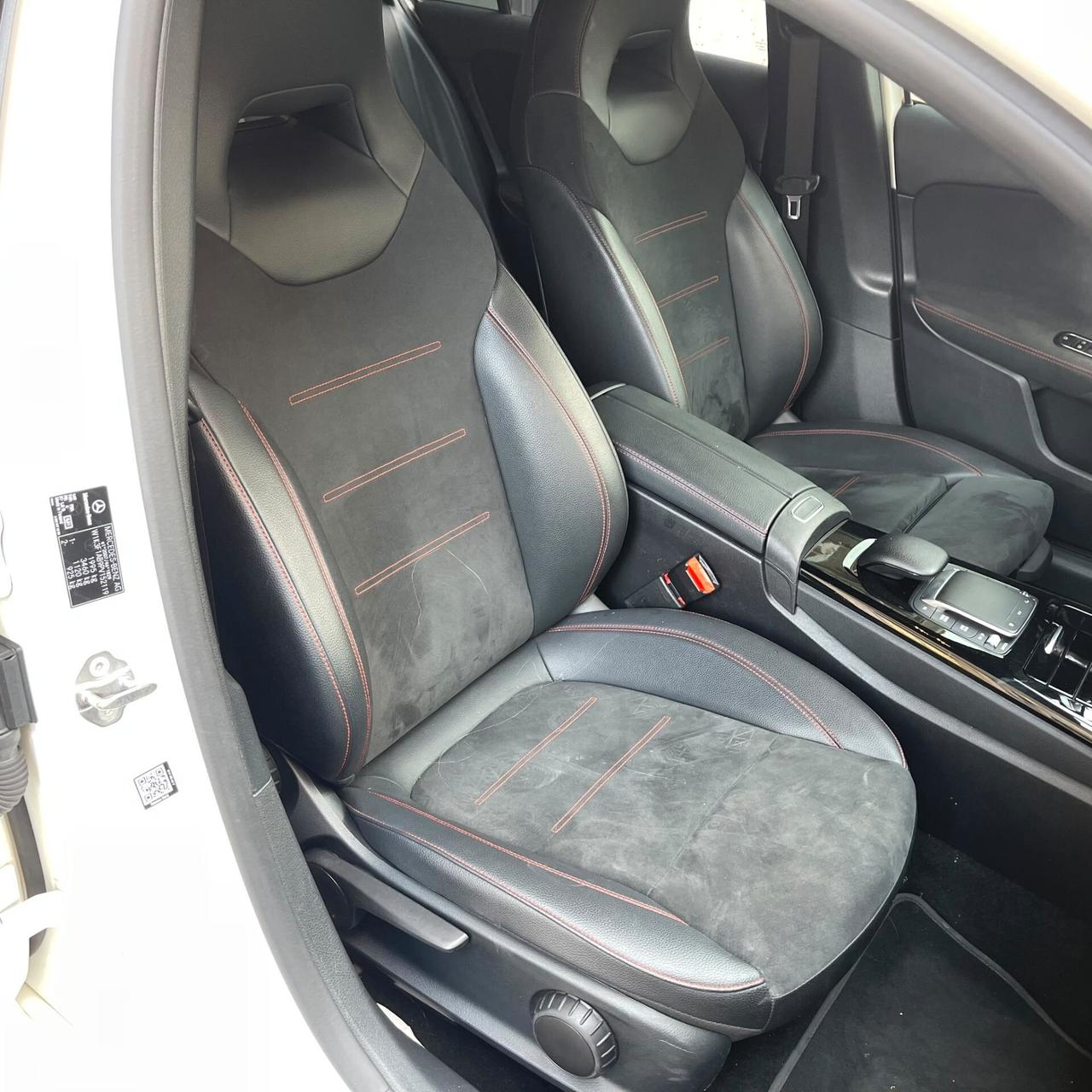 Mercedes-Benz A 180 d 116cv Premium AMG
