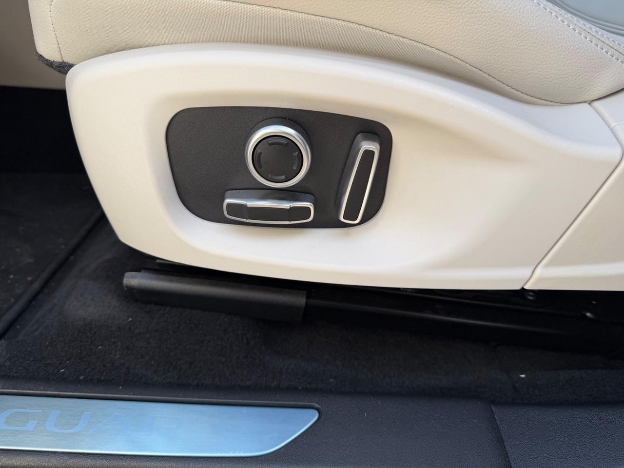 Jaguar E-Pace 2.0D I4 163 CV AWD Auto SE