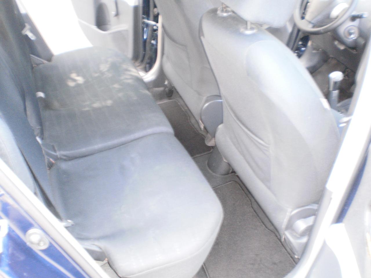Toyota Yaris 1.4 D-4D 5 porte Sol