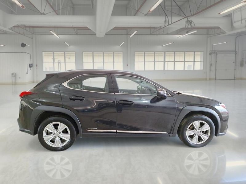 LEXUS UX 250h Hybrid Business 2WD