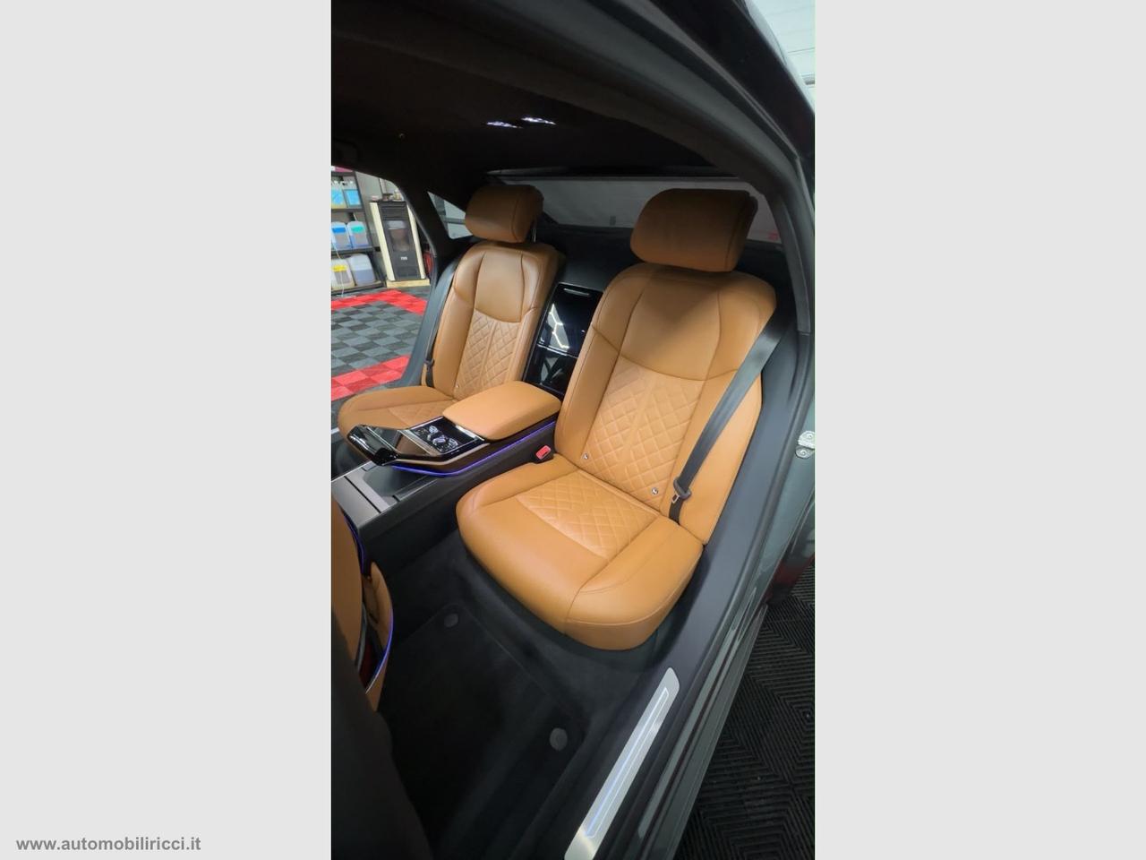 AUDI A8 L 60 TFSI e 3.0 quattro tiptronic