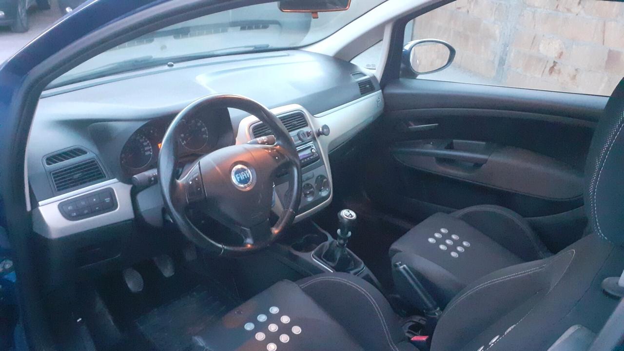 Fiat Grande Punto 1.4 3 porte Dynamic