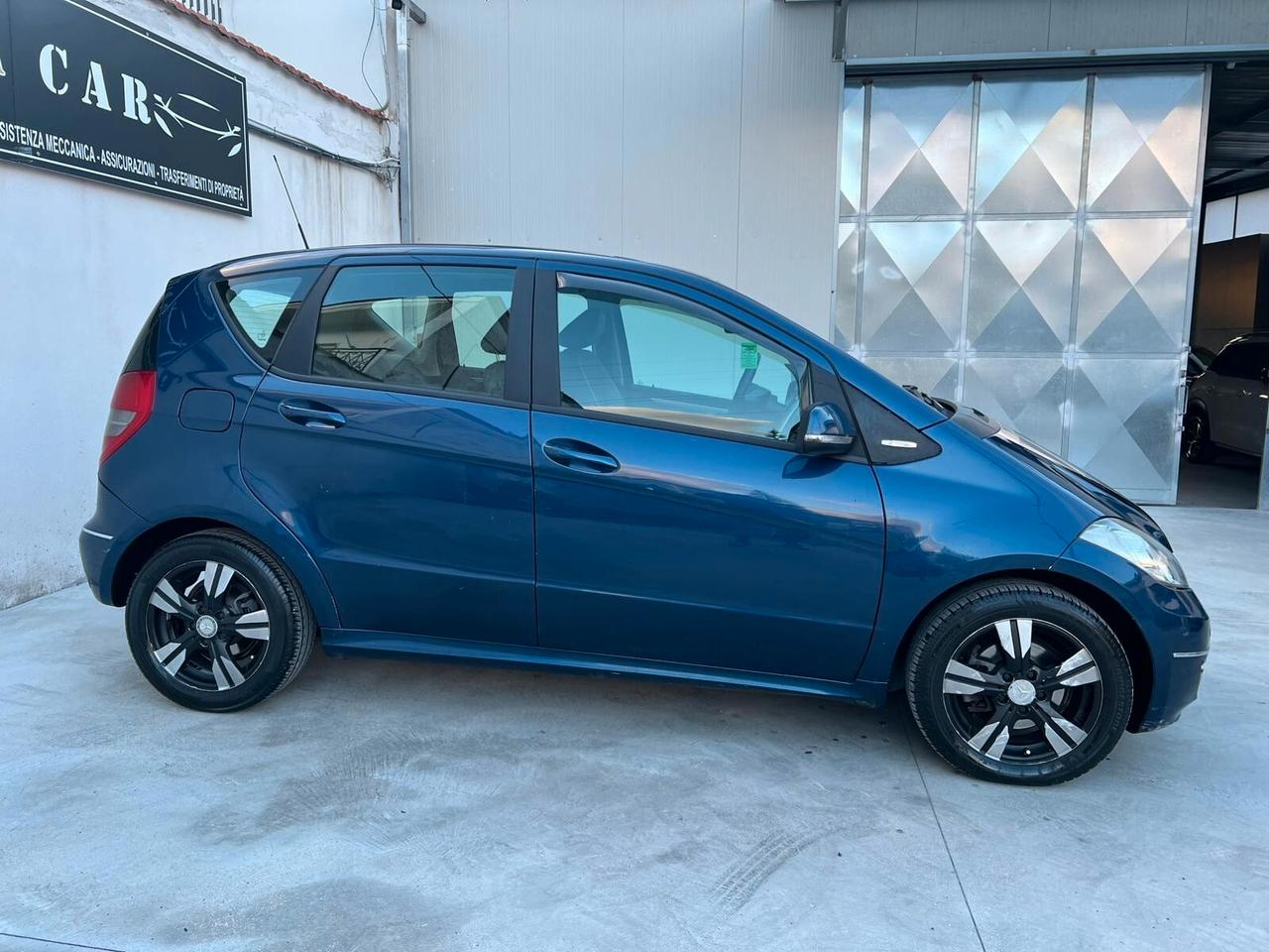 MERCEDES-BENZ CLASSE A 180 2.0 CDI 110CV 2012!!! PREMIUM !!!