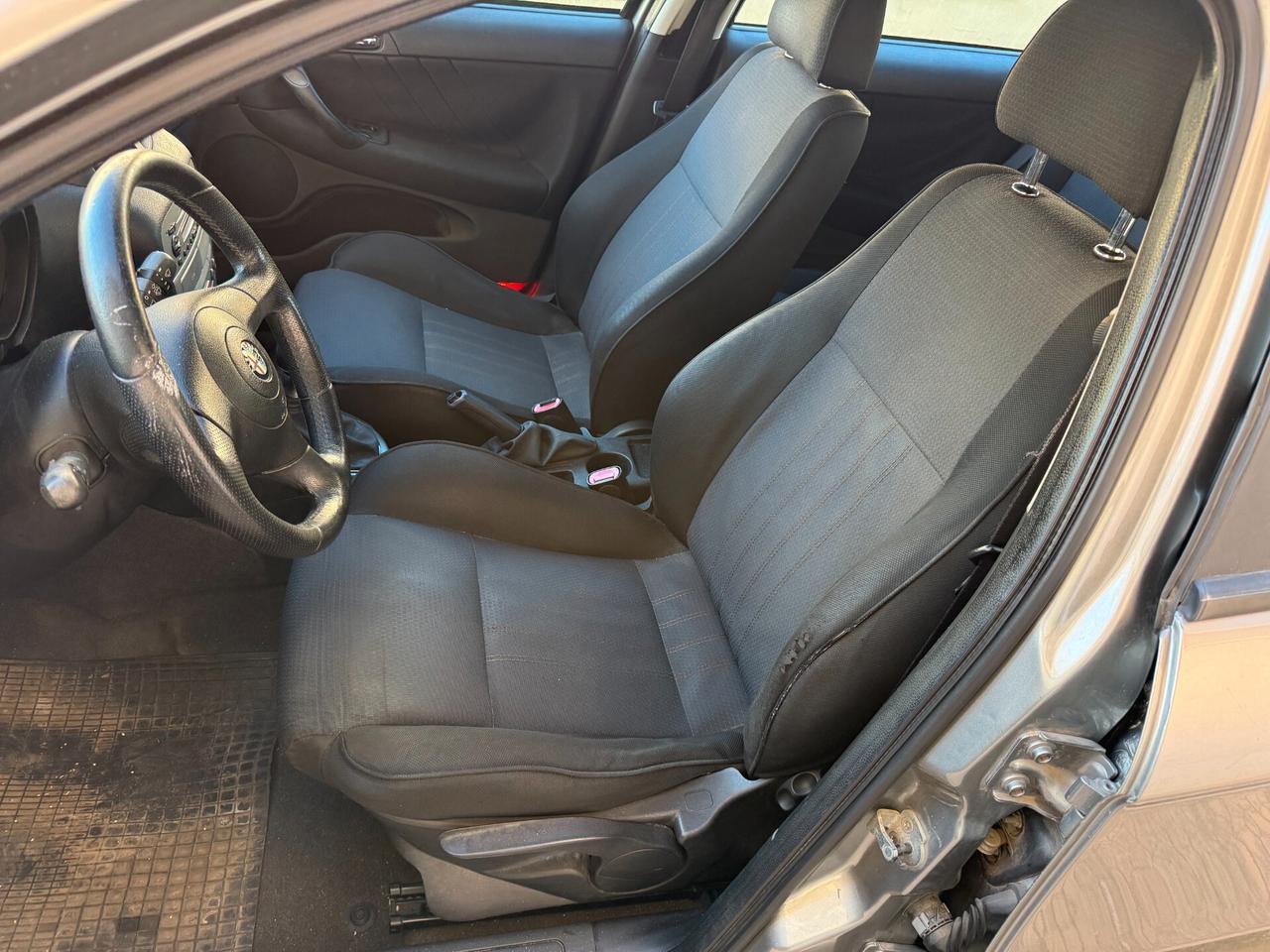 Alfa Romeo 147 1.9 JTD M-JET 16V 5 porte Dist.