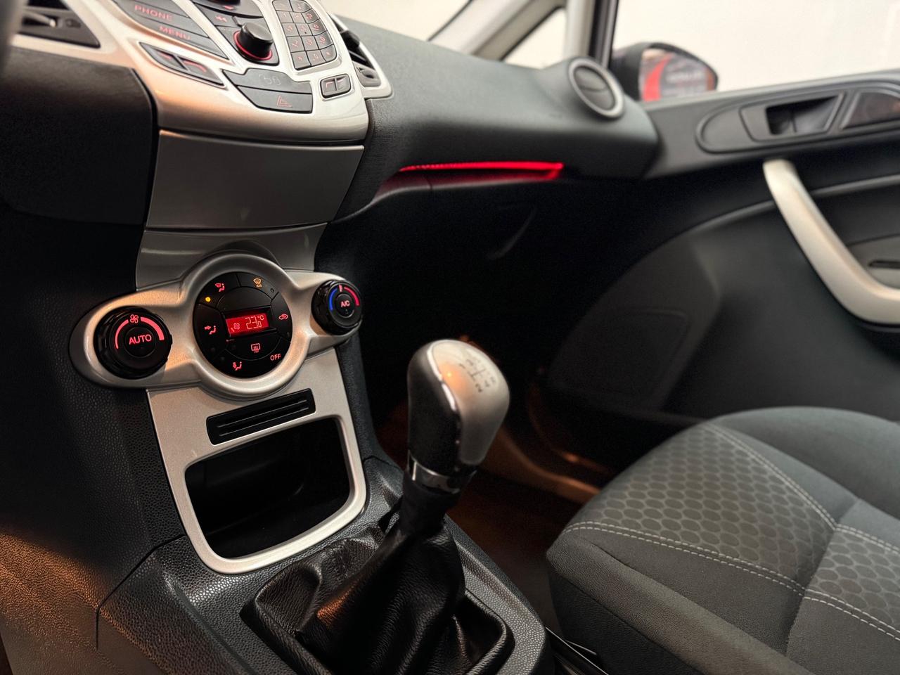 Ford Fiesta 1.4 TDCi 5p. Titanium