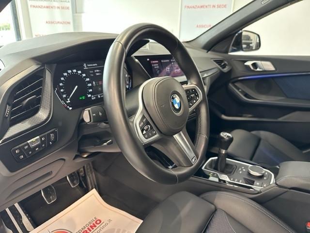 Bmw 118 118i 5p. Msport