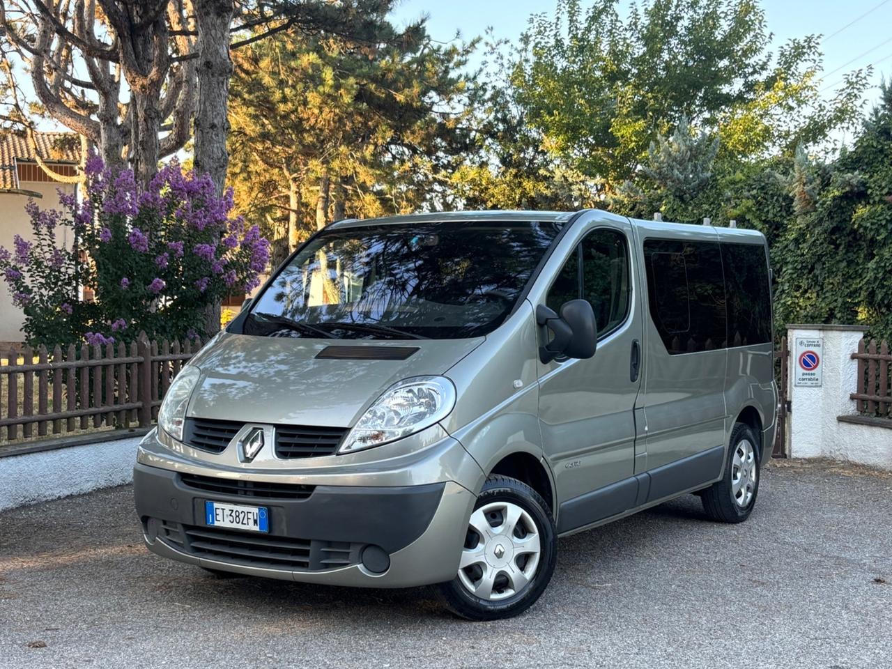 Renault Trafic 2.0CDTI 6posti autocarro