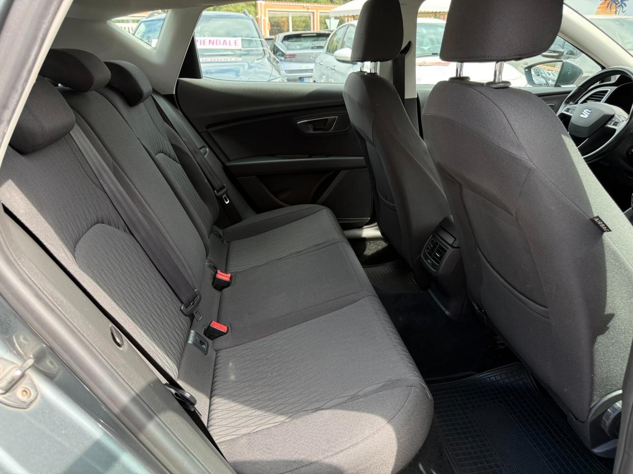 Seat Leon 1.6 TDI 110CV Style - 2015