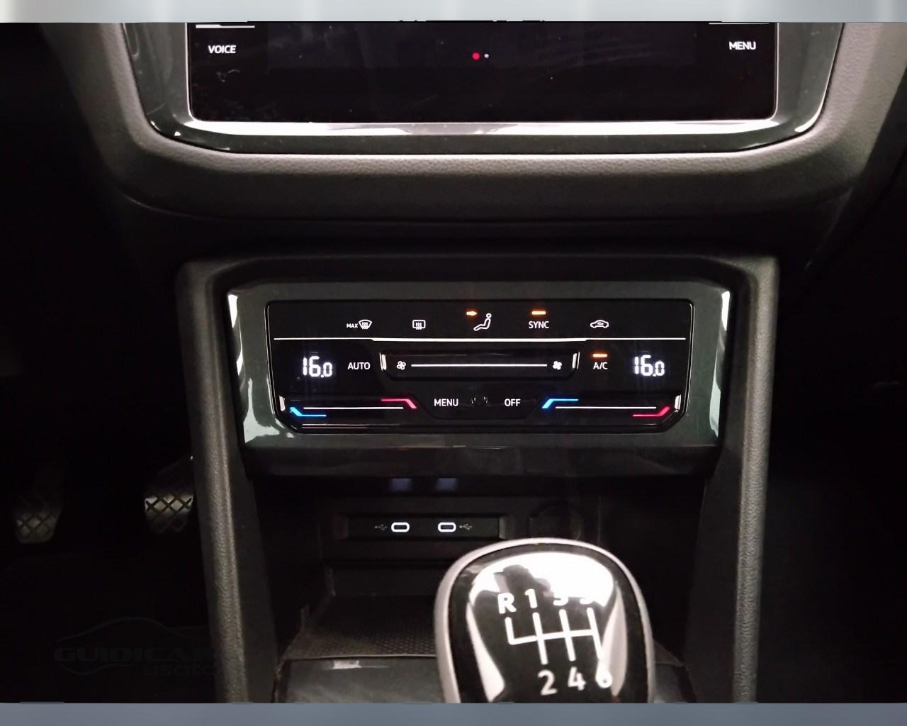 VOLKSWAGEN Tiguan II 2021 - Tiguan 2.0 tdi Life 122cv